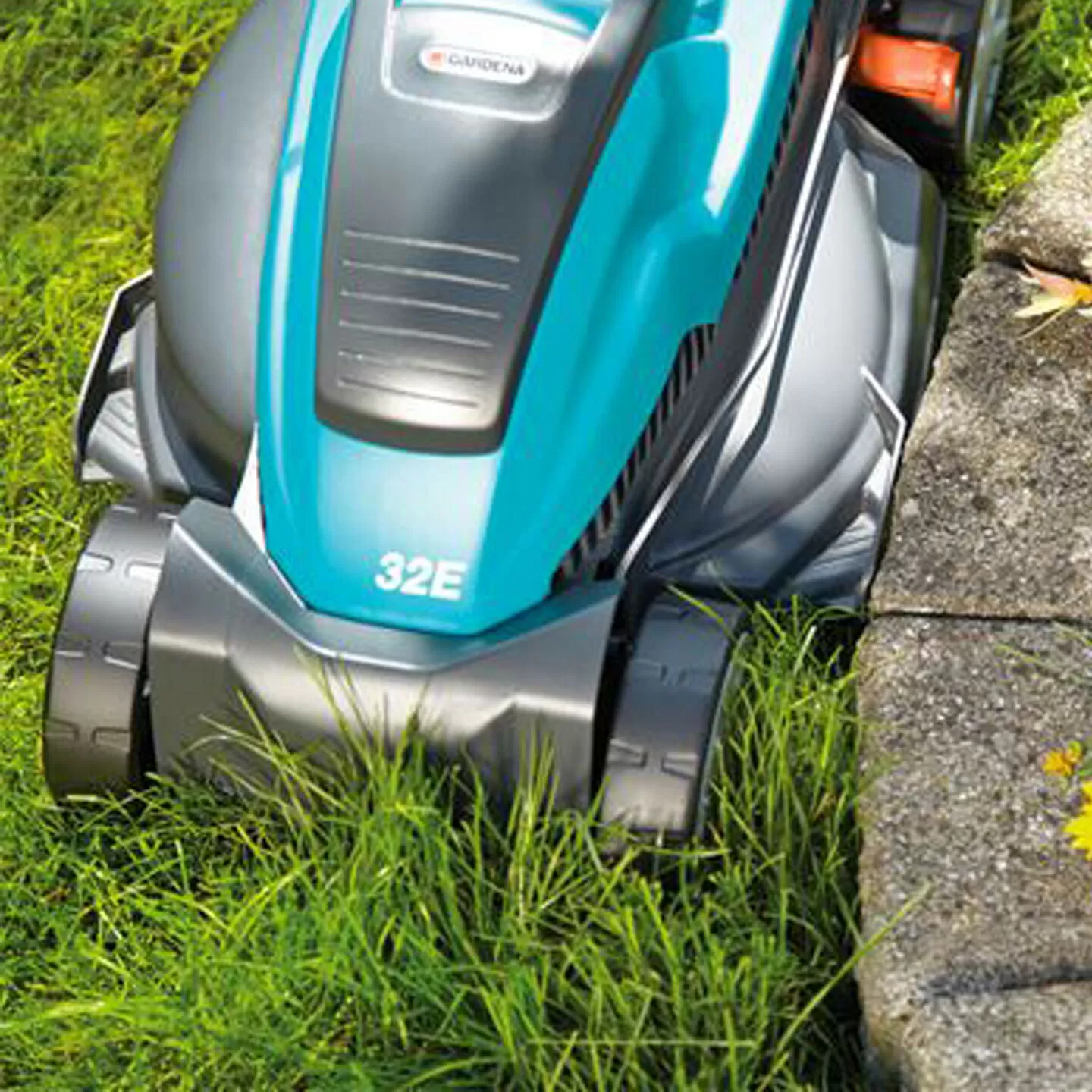 Gardena Powermax 32 Çim Biçme Makinesi