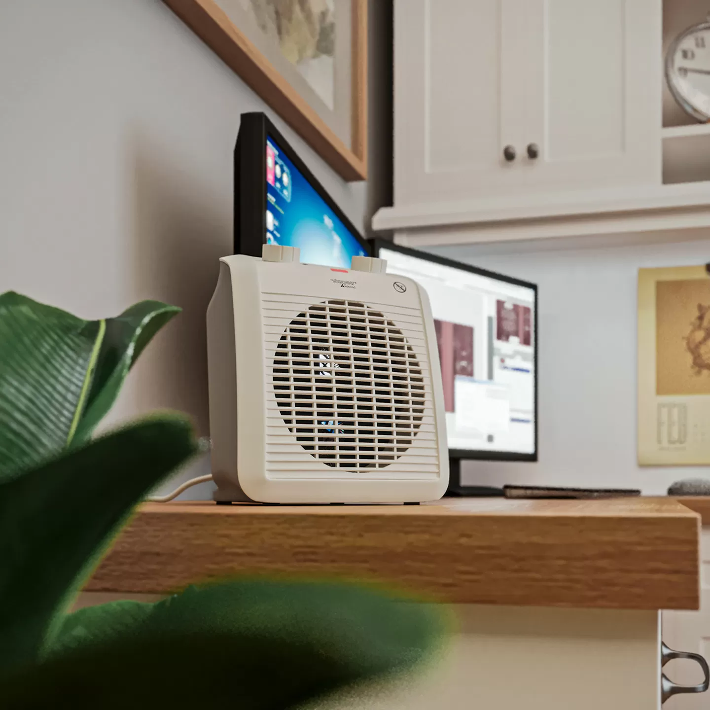 Voltomat 2000W 2 Kademeli Termostatlı Elektrikli Fanlı Isıtıcı
